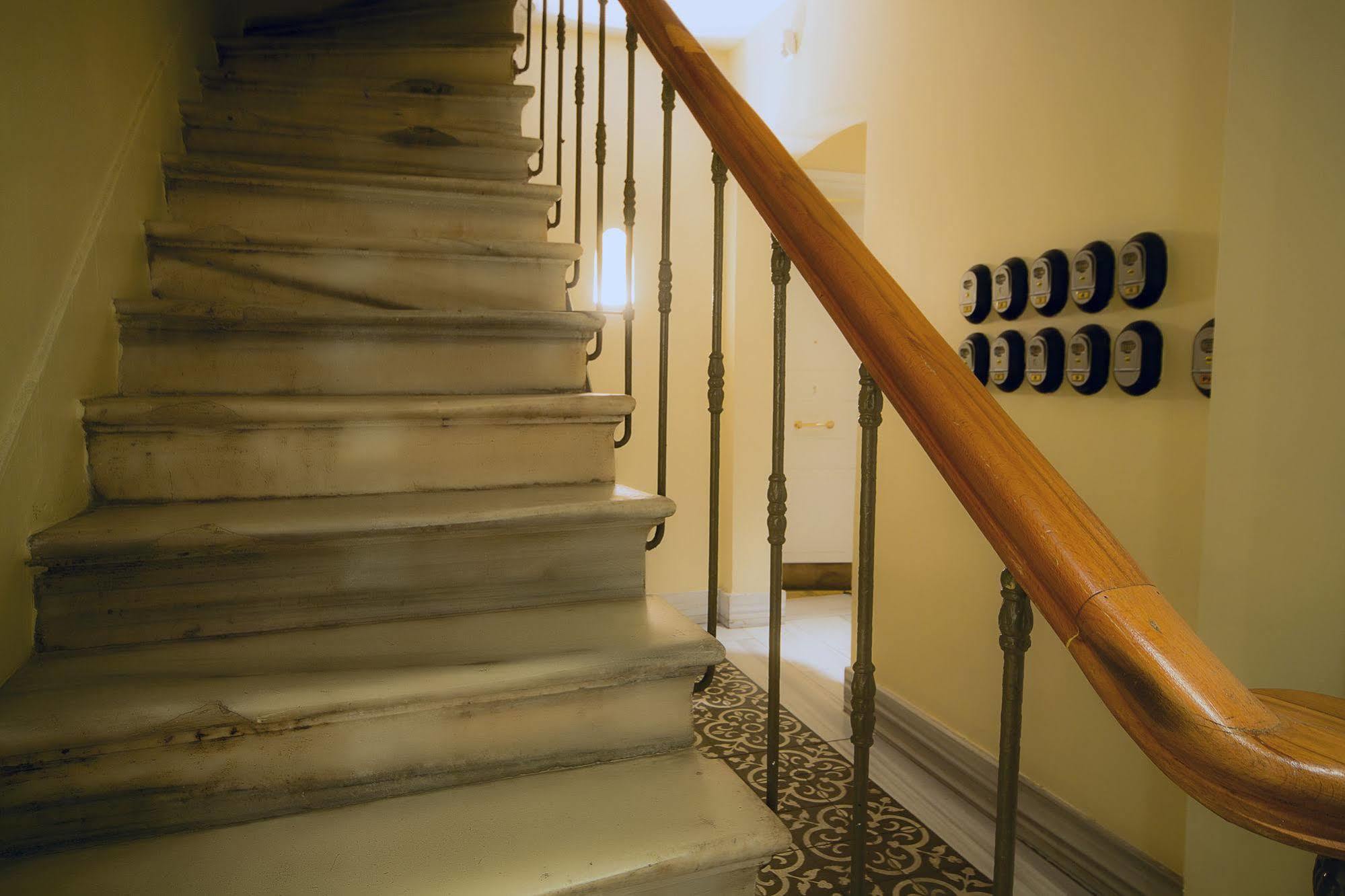 Galata Tower Vip Apartment Suites Istanbul Ngoại thất bức ảnh